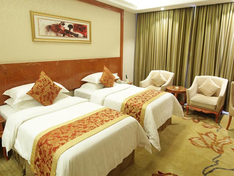 Vienna Classic Hotel Kongtong Avenue Pingliang Exterior photo